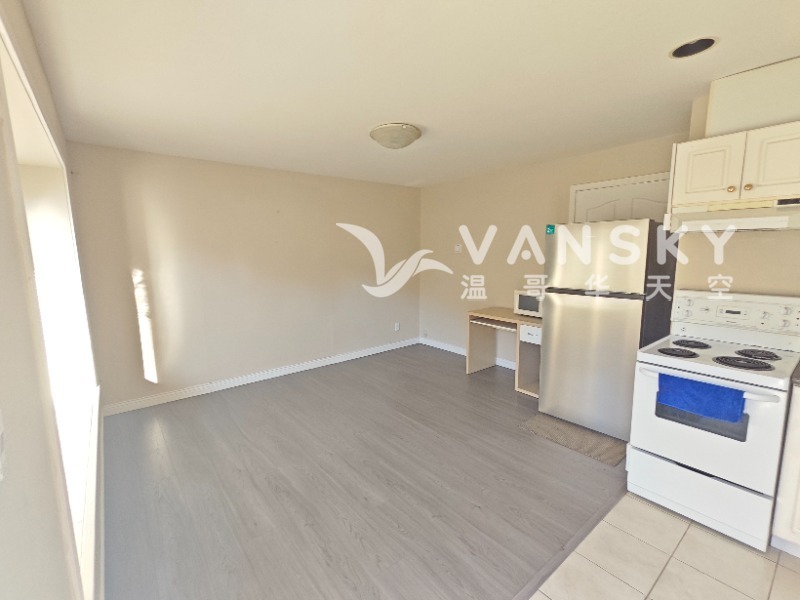 260614085903_living room1.jpg